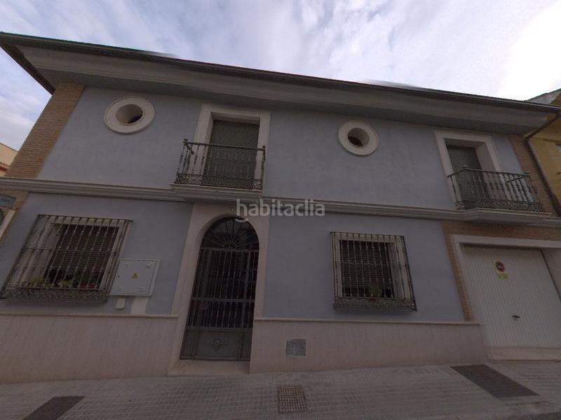 Foto 856c5d35-ce61-4339-81ce-d5b346664735. Casa adossada a La Calzada Lucena