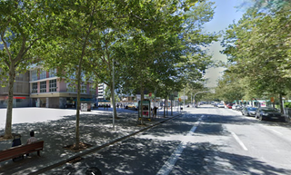 Parking coche en Pujades
