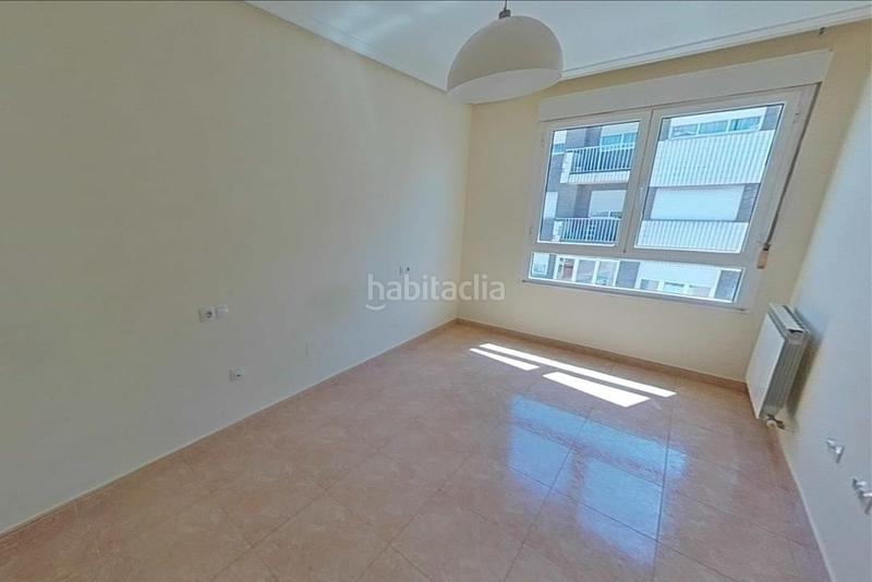 Foto 8821a21a-ce68-471b-84ec-8f8e1b028cc7. Pis a Bembibre