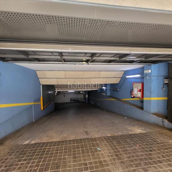 Foto ab3c90fa-7d48-47d0-8f36-bae26559b07c. Autoparkplatz in Centre Sabadell
