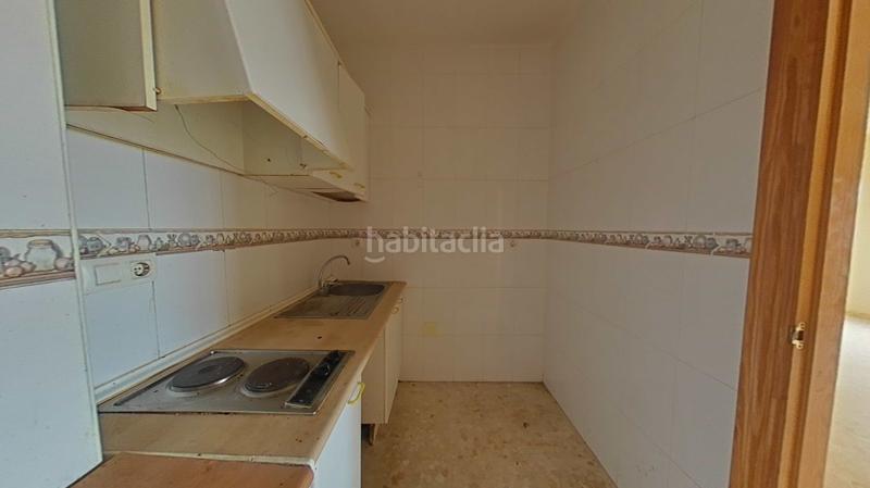 Foto 9bed88b8-d1a7-4c08-b308-cf6aa752e22f. Oficina en Berja