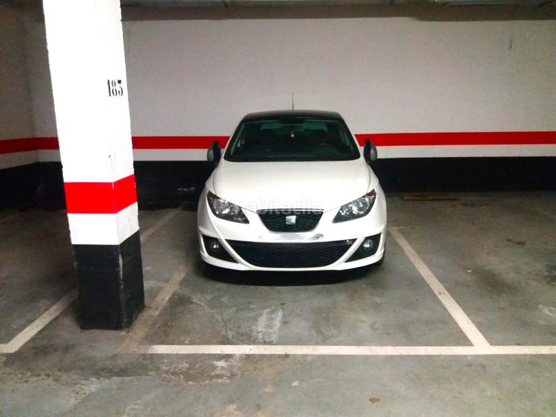 Foto 1c6cf7dd-707c-43e2-bf59-88c33fa512a0. Autoparkplatz in Erandio