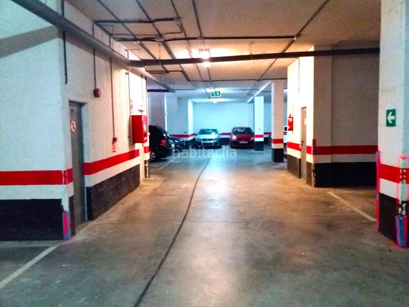 Foto 1e8d68a1-03bc-475d-9a95-6c8845f21dfd. Autoparkplatz in Erandio