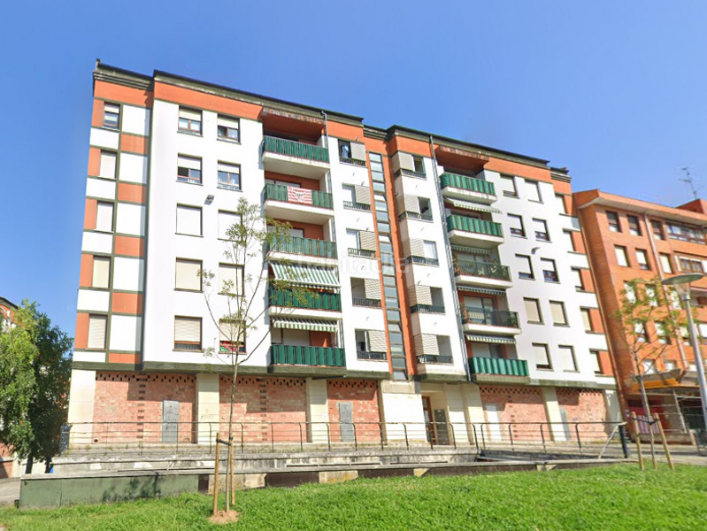 Foto 16ae1a40-4e5d-4c6a-9e9b-aa33708fb8c6. Aparcament cotxe a Erandio