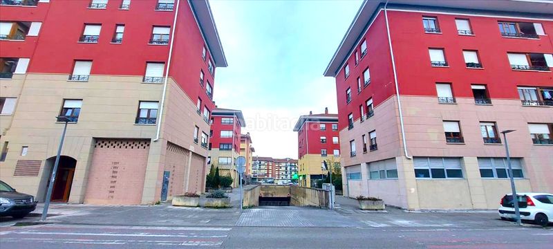 Foto 6bc0b4d9-5876-47d8-9d49-03ef0962f236. Aparcament cotxe a Mungia