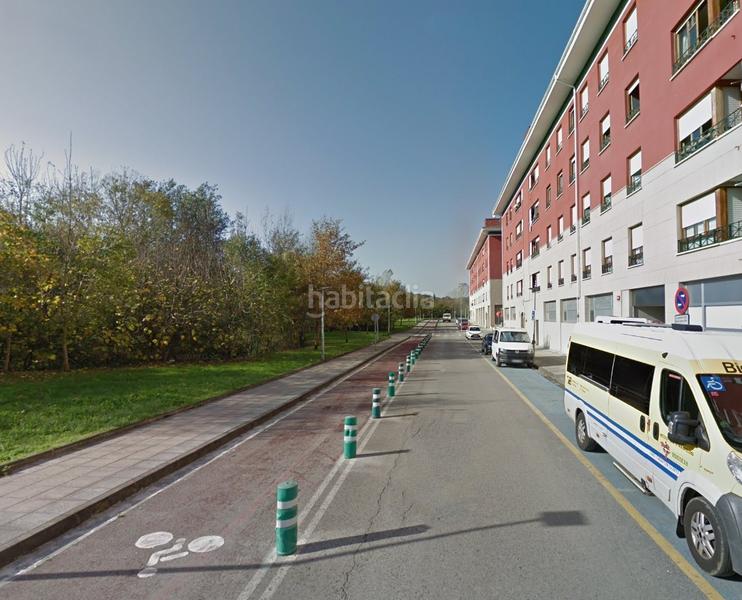 Foto 46fbb06a-258f-4df0-8cd6-74fd50d0dc80. Parking coche en Mungia