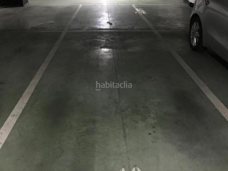 Foto db1ee867-ffb3-45b8-8fb2-2ff3793897b3. Parking coche en San Miguel Basauri