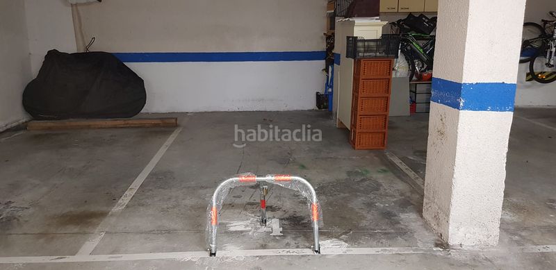 Foto 28b9edb6-9ee4-4a90-80a0-37cb1d1757c5. Aparcament cotxe a Loiu