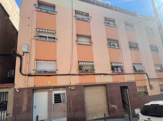 Piso  Antoni botey