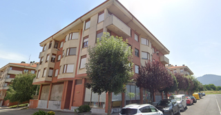 Car parking in Basauri