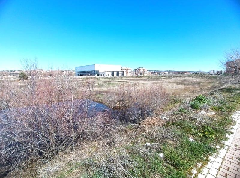 Foto 62da2861-d016-4a6b-acc6-27a90b4b3d81. Terreno residenziale in Sónsoles Ávila