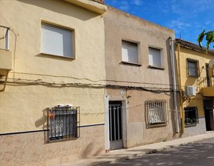 Semi detached house  Villa adel