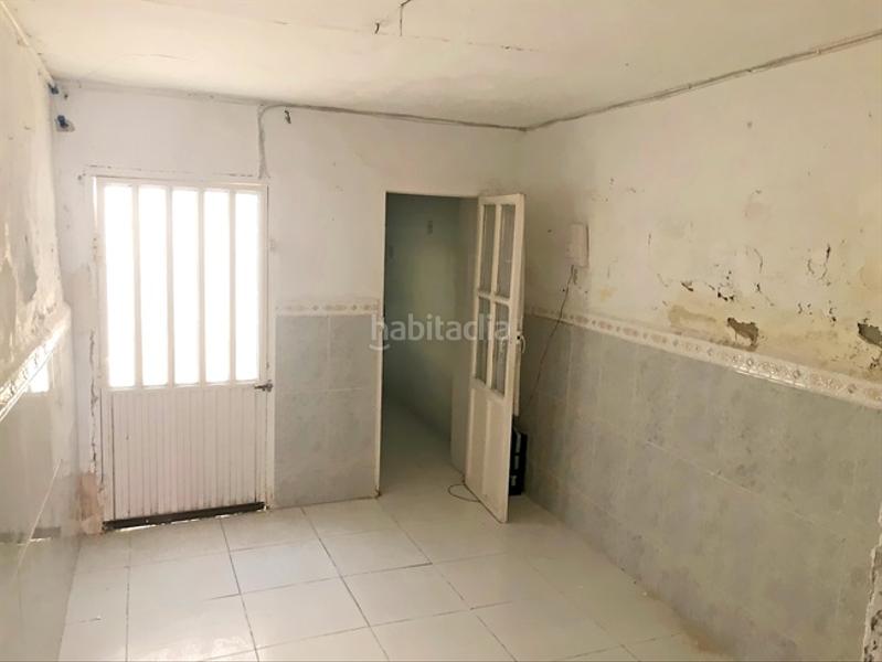 Foto 3ca2d6cb-98aa-4bb2-a2fd-51ef59a95177. Casa adossada a Ibros