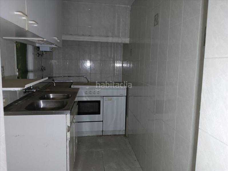 Foto cdd661b9-676d-471b-8c80-d392a16a0295. Casa adossada a Ibros