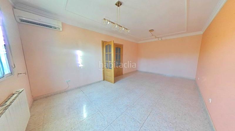 Foto 3ec2f819-29e1-4020-9f0e-570ad4460b09. Casa adossada amb calefacció a Alcolea de Calatrava