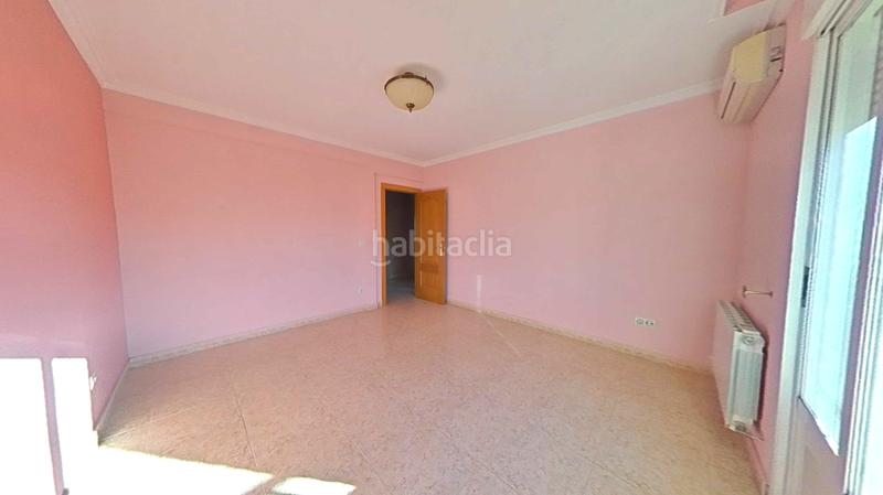 Foto a54278a7-1f03-4dc0-8284-c308f34653ed. Casa adossada amb calefacció a Alcolea de Calatrava