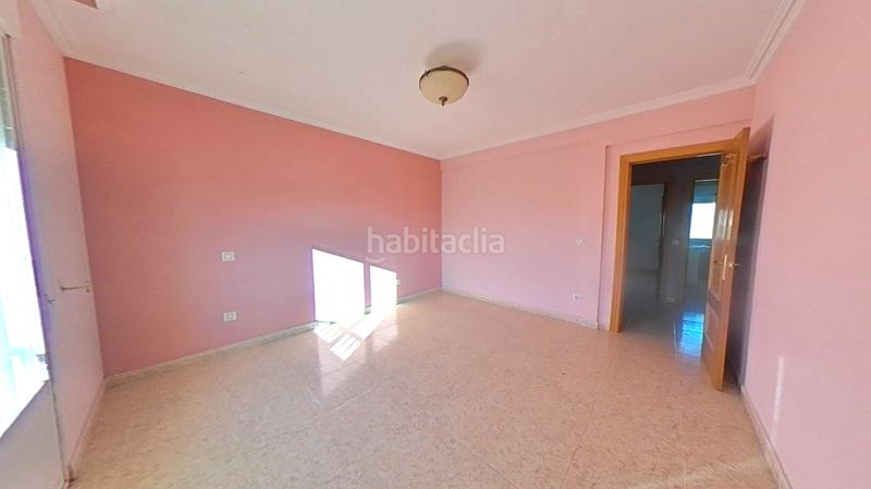 Foto b6a296a7-c77c-4aa0-a937-14c3c528ea07. Casa adossada amb calefacció a Alcolea de Calatrava