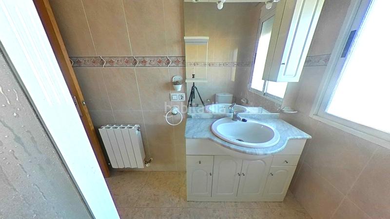 Foto bb1ce7f9-1b2b-4d3b-afb5-290f60607021. Casa adossada amb calefacció a Alcolea de Calatrava