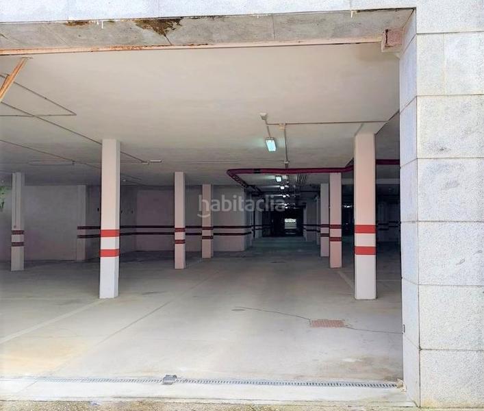 Foto 3601f610-1083-4c7d-bd06-06eee6fb99af. Parking coche en Barreiros