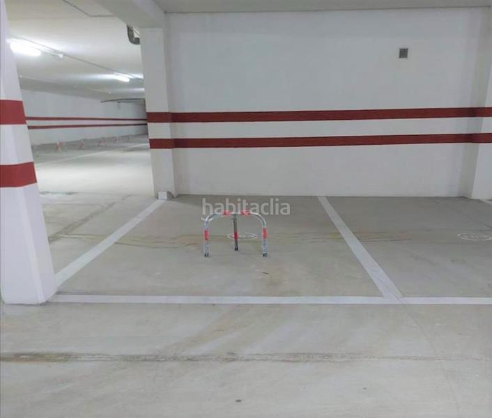 Foto f9f245c5-c252-4293-9d41-272be592c3b7. Parking coche en Barreiros