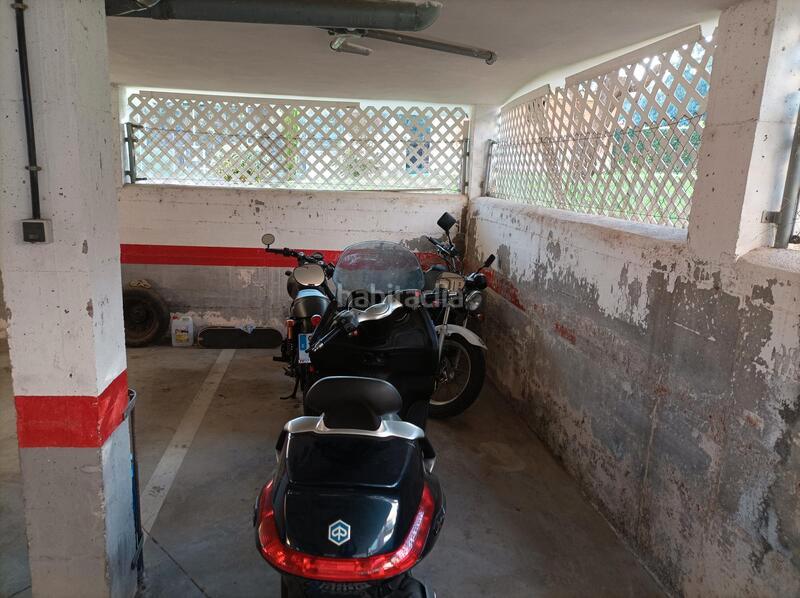 Foto 4301795b-bc17-4ded-9cd2-4a9db250c2f1. Parking coche en Navalquejigo-Los Arroyos Escorial (El)