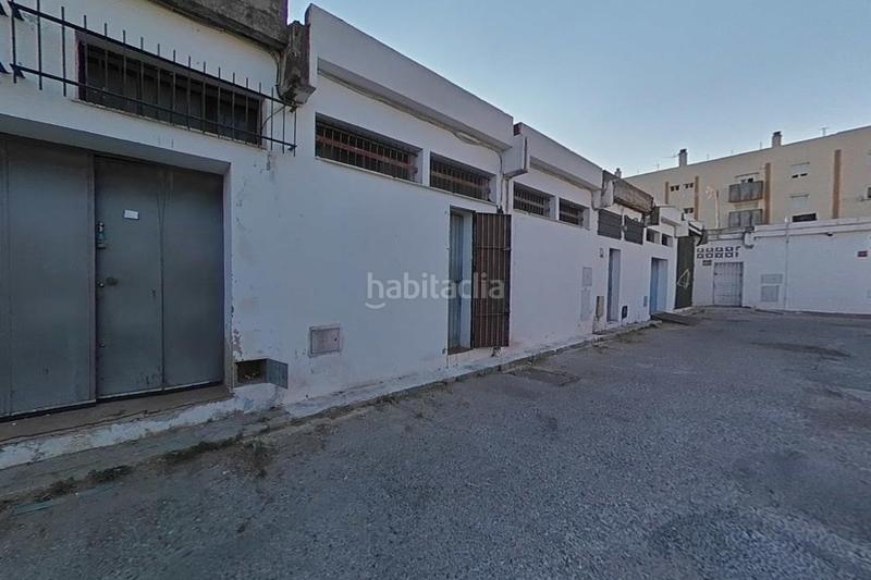Foto 4632bb54-fed2-4953-a9b2-4abe1ac9f714. Local comercial en Centro Puerto Real