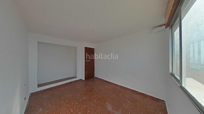 Foto 46ede1eb-83e5-4467-8ea3-a2e47a132300. Piso en Las Gaviotas - Carvajal Fuengirola