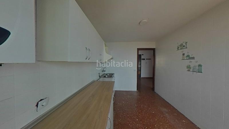 Foto 6b20ee76-c483-4263-a8e4-e052916bbd8c. Piso en Las Gaviotas - Carvajal Fuengirola