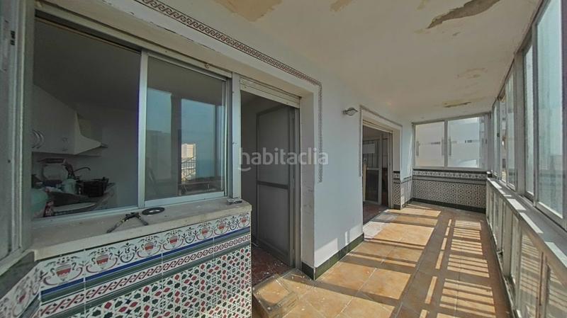 Foto ceb3ee7e-ea6b-4a60-8664-576db04afe78. Piso en Las Gaviotas - Carvajal Fuengirola