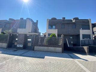 Semi detached house in Arandano