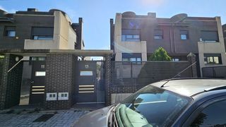 Semi detached house  Arandano