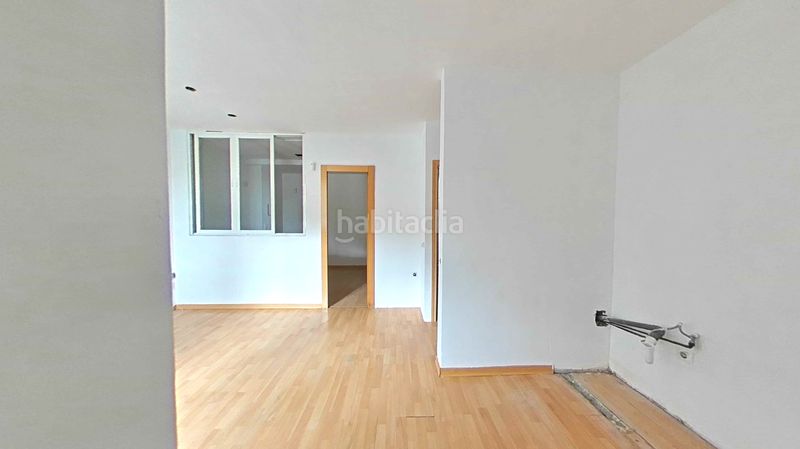 Foto 4c31812c-47a2-4967-aec9-aef594868e83. Piso en Orcasitas Madrid