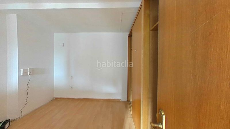 Foto 5155b742-96e9-40eb-9055-8d2ddbd66773. Piso en Orcasitas Madrid
