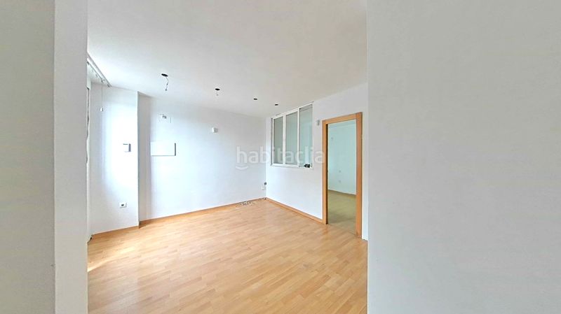 Foto 665b71a1-df07-4aed-88f8-33e27edf3ffd. Piso en Orcasitas Madrid