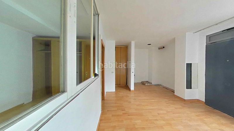 Foto 7146f862-d4d0-490d-8b92-f87f80e45534. Piso en Orcasitas Madrid