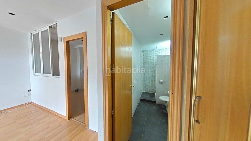 Foto f27d49d5-174a-4033-aea1-06f311725db4. Piso en Orcasitas Madrid