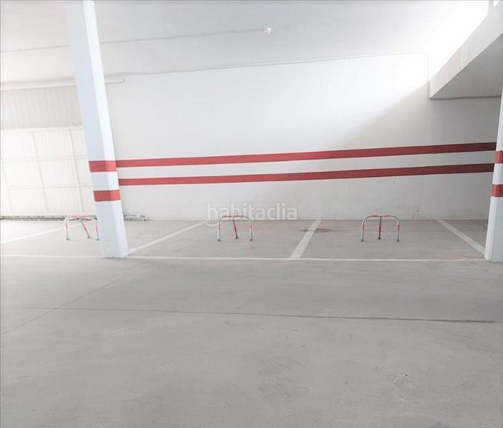 Foto b58850bd-5d12-4efe-ac55-049b0dce5cfd. Autoparkplatz in Barreiros