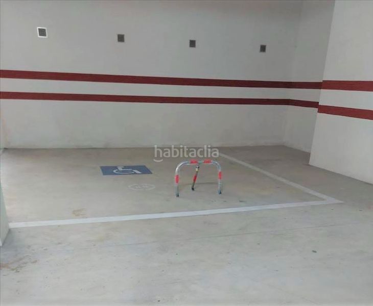 Foto d93c88d9-9d71-48e7-bfa7-9fc37dc6d123. Autoparkplatz in Barreiros