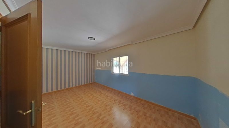 Foto c8ffdcb6-ec3a-4e4a-a4d2-423756174ed8. Casa amb aparcament piscina a pedanías de Badajoz Badajoz