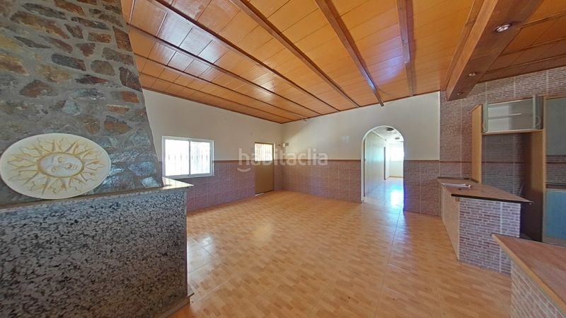 Foto feeb8964-3fff-4bd2-92f7-57d4fe5da64f. Casa amb aparcament piscina a pedanías de Badajoz Badajoz