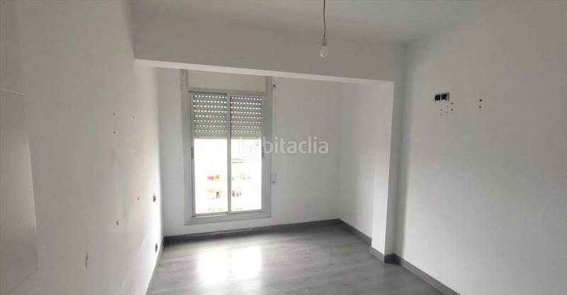 Foto 2c5e4be0-cb60-424a-84cb-87c8c7dd61a2. Dachwohnung in Plaça Catalunya - Escola Industrial Terrassa