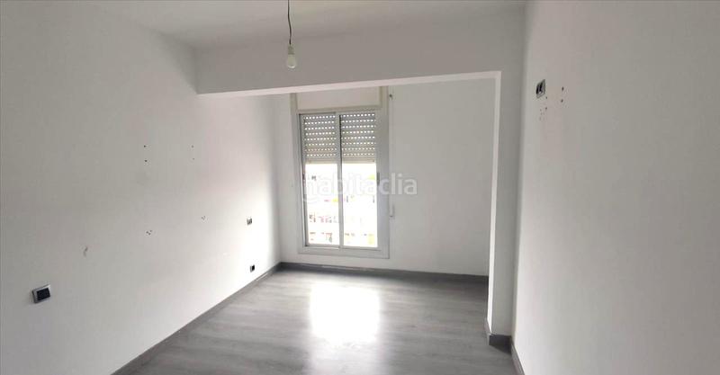 Foto d34db0a1-1b45-41b5-8742-0bf815aa13de. Dachwohnung in Plaça Catalunya - Escola Industrial Terrassa