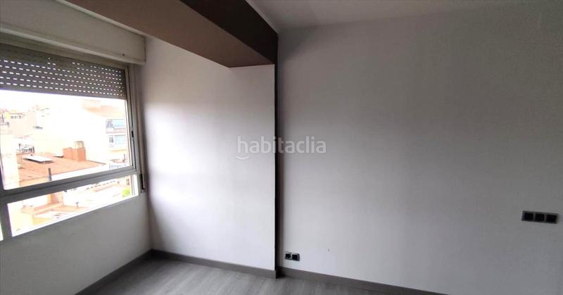 Foto 00f719e8-8b5e-4202-b8c3-d672befe0582. Penthouse in Plaça Catalunya - Escola Industrial Terrassa