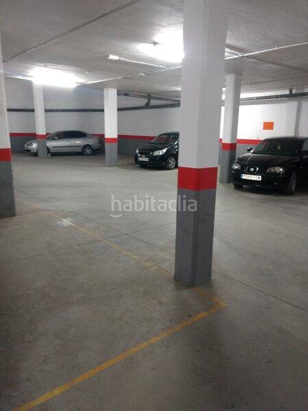 Foto d0a558e6-805d-429c-946c-c754def96f10. Posto auto in Rosselló