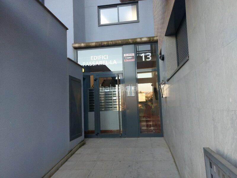 Foto ff7ffbc6-374d-4020-b61d-95b9a2597127. Posto auto in Rosselló