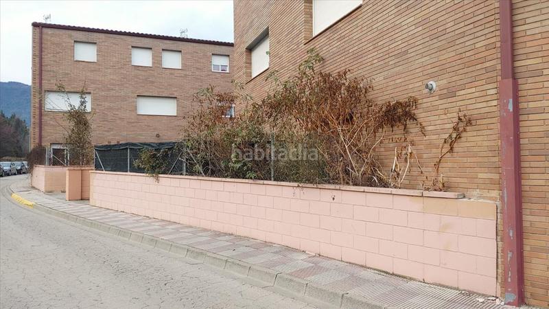 Foto 9e086221-a46c-4af8-83f2-bf9cd4a92463. Aparcament cotxe a Anglès