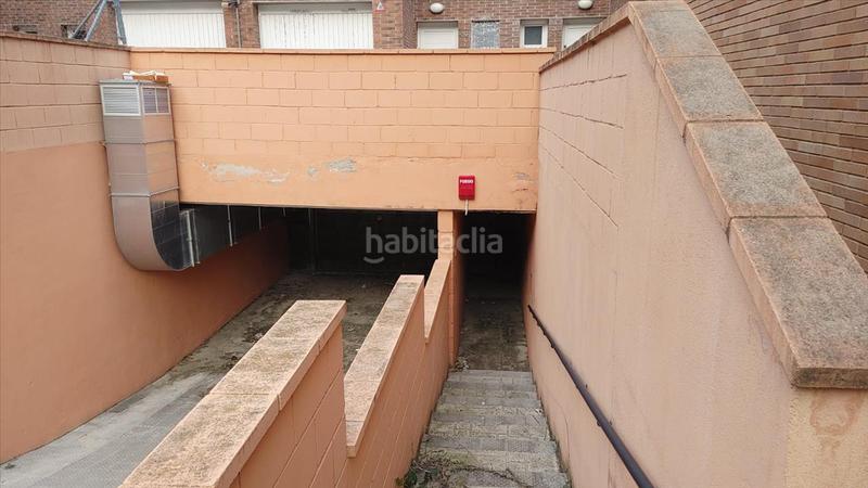 Foto da3e29ab-49af-487f-a2e5-88c4d9770d74. Posto auto in Anglès