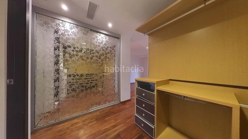 Foto 582e1964-2fcf-4a4a-ac57-38b8a96b408c. Chalet with heating pool in Cumbres de Calicanto Torrent