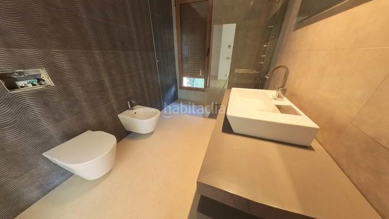 Foto a60162b5-d72e-424e-aa34-f663beb70063. Chalet with heating pool in Cumbres de Calicanto Torrent