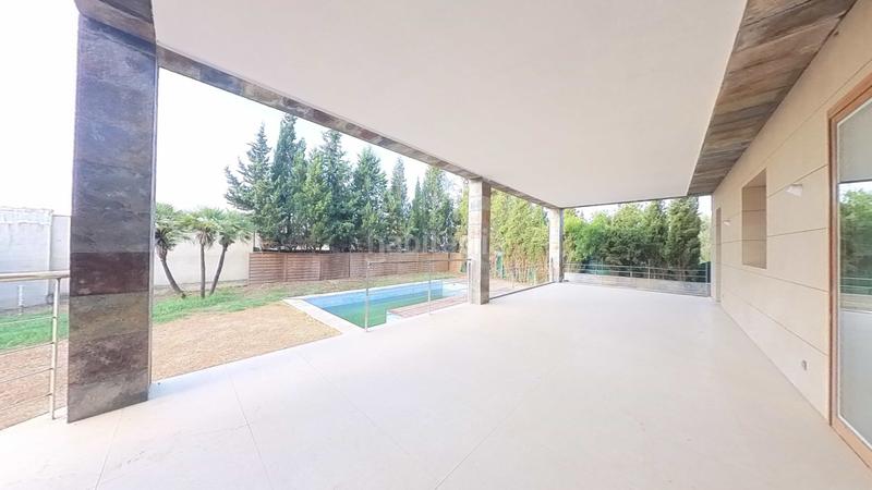 Foto d214bc9a-34ce-4142-9b5e-a378d4931c3f. Chalet with heating pool in Cumbres de Calicanto Torrent